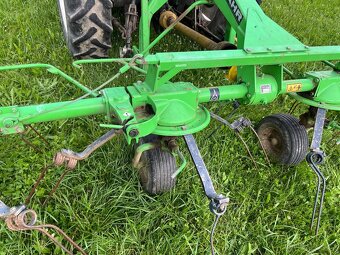 Obraceč sena Deutz Fahr KH400 -rozsah 4 metry- - 5