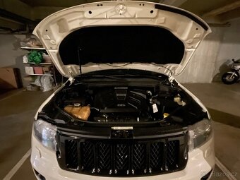 Jeep Grand Cherokee WK2 - 5