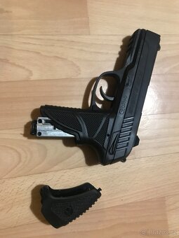 Vzduchová pistole Gamo PT-85 Blowback cal.4,5mm - 5