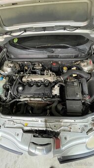 Alfa romeo 147 1.9 - 5