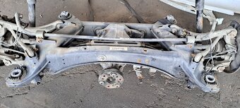 Zadní náprava Mercedes-Benz w212 W218 w204 - 5