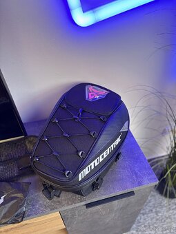 Topcase brašna/batoh na motorku 37L - 5