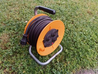 Munos 1000110 gumový prodlužovací kabel na bubnu 3x1,5 25m 4 - 5