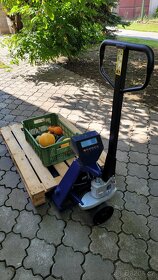 Paletový vozík s váhou do 2 000 kg - 5