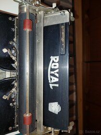 Psací stroj Royal - 5