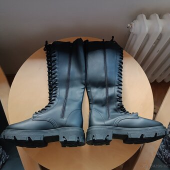 Prodám nepoužité dámské kozačky vel.41 - 5