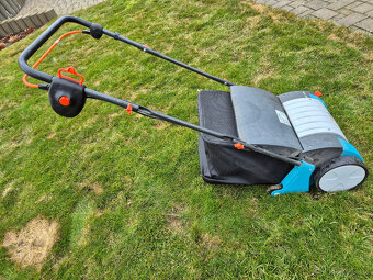 vertikutátor Gardena EVC 1000 - 5