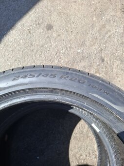 Pneu PIRELLI 245/45 R20 - 5