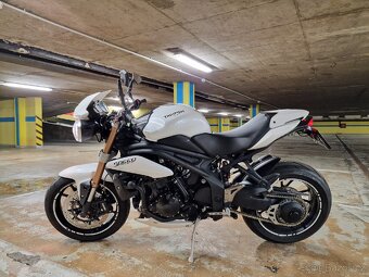 Triumph Triple Speed 1050 - 5