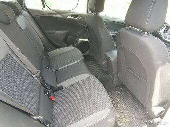 Opel Astra kombi, 1.5 CDTi, 77kw, klimatizace, park.kamera - 5