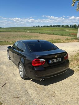 BMW E90 330i - 5