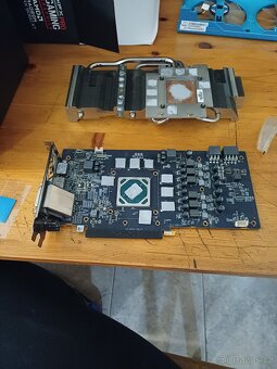 SAPPHIRE RX590 Nitro+ 8GB GDDR5 - 5