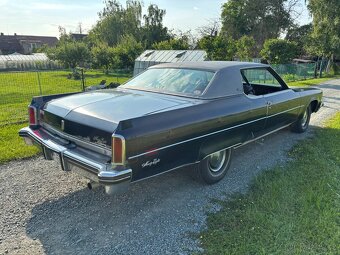 Oldsmobile Ninety-Eight Regency Coupe - 5