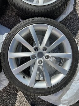 Originální ALU Škoda Alaris R18 5x112 - Zimní pneu - 5