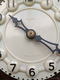 Plně funkční kukačkové hodiny MAJAK, vyrobené v SSSR. - 5