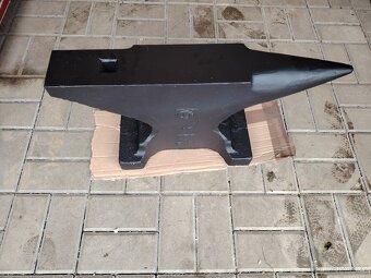 Kovářská kovadlina 100 kg - 5