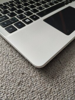 Malý Acer 11.6" na ND/servis + adaptér - 5