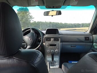 Subaru Forester 2,5 XT turbo - 5