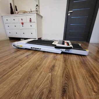Běžecký pás HRS T-330 (sklopný systém, do 120kg, š. 42cm) - 5