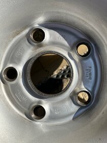 Originální pevné plechové disky + poklice AUDI R16 A8 - 5