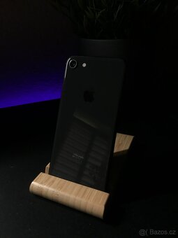 iPhone 8 - 64GB - 5