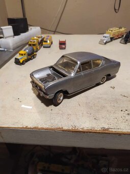 Matchbox + další hračky - 5