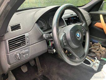 BMW X3 E83 r.v. 2005 díly, komplet plechy, zadní podvozek - 5