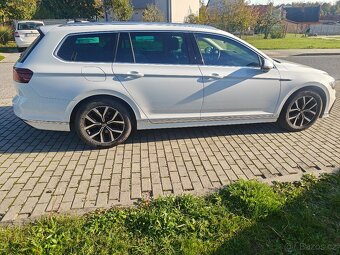 Volkswagen Passat 2.0 TDI 110 kW R line Virtual cocpit - 5