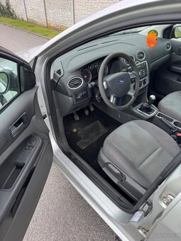 Ford Focus 1.6i 74kW - 5