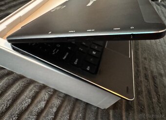 iWork 10 Pro 2 in 1 Tablet PC - 5