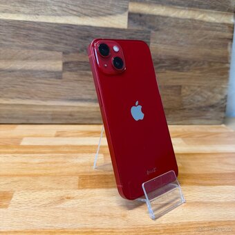 IPhone 13 256GB, červený (12 měsíců záruka) - 5