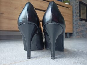 Prodám lodičky, vel.39 - 5