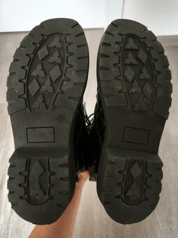 Dámské polokozačky Guess vel.36 - 5