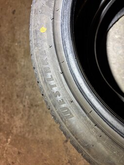 Prodám 2ks zimní 205/45 r16 - 5