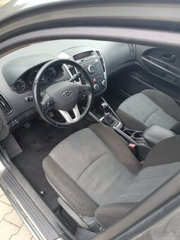 Kia Cee´d 2010 1.6CRDi 85kw - 5
