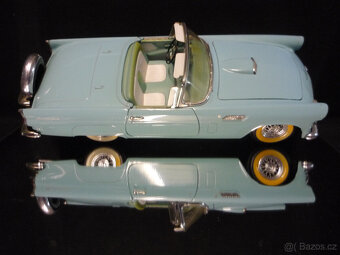 Ford Thunderbird 1956 Revell 1/18 - 5