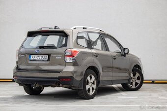 Subaru Forester 2.0 D.S CVT 108kW - 5