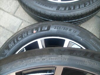 Alu kola Kodiaq Michelin 235.50.19" stav 99,9% - 5