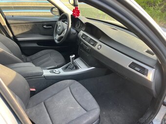 BMW 320 D E91 - 5