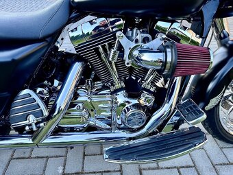 HARLEY-DAVIDSON ROAD KING CLASSIC FLHRCI - 5