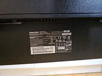LCD monitor Philips 31.5" - 5