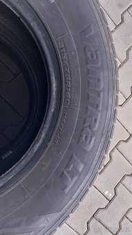Prodám 2 x letní pneu Hankook 215/75/16 C - 5