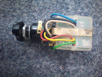 Cyklovače stěračů originál PAL/MAGNETON pro ŠKODA a AVIE - 5