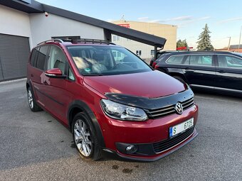 Volkswagen Touran CROSS, 2.0 tdi manual - 5