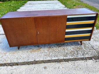 Jiroutek žlutočerná retrokomoda dlouhá - 5