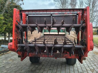 Rozmetadlo hnoje 6,5t - 5