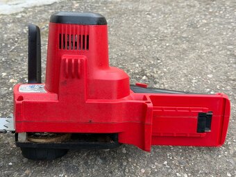 Aku řetězová pila Hecht 920 - 5