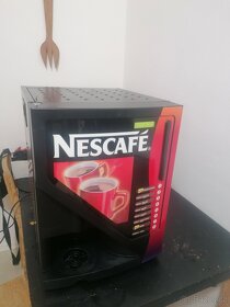 Stroj na kávu Nescafe - 5
