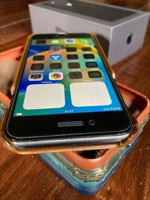 iPhone 8 64GB - 5