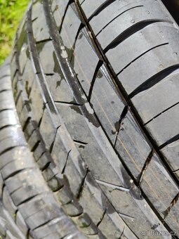 Letní Mitsubishi Lancer r16 5x114,3 nové Kumho 195/50/16 - 5